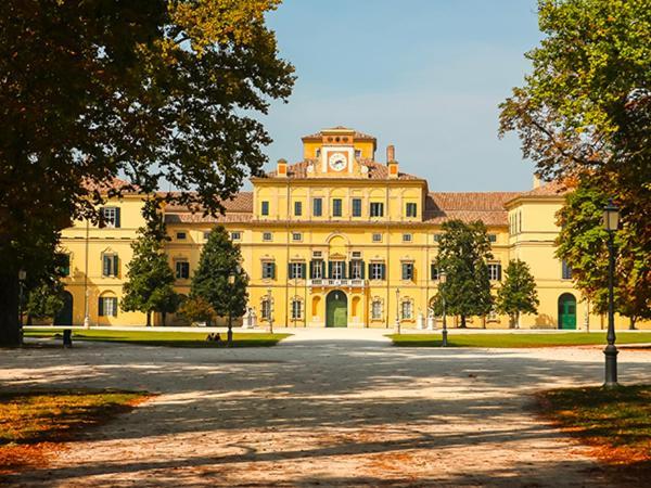 Appartamento Violet - Parma Kültér fotó